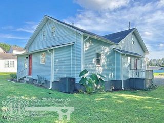 406 W Clay Street B, Mebane, NC 27302