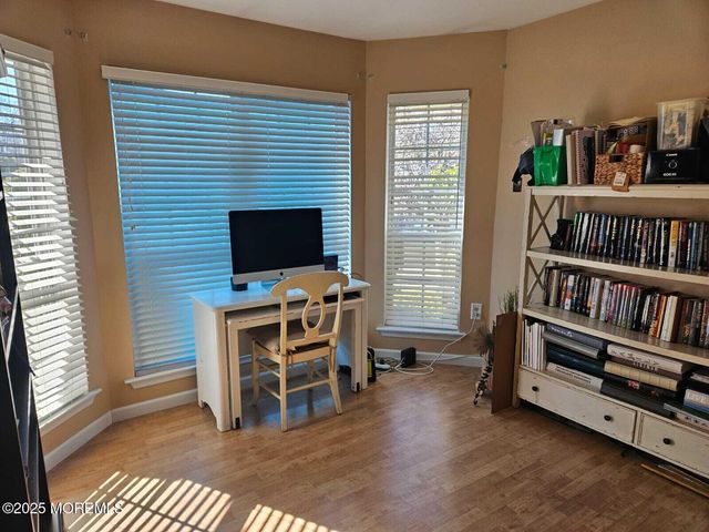 2059 Nakiska Court, Toms River, NJ 08755