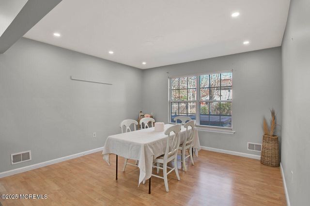 2059 Nakiska Court, Toms River, NJ 08755