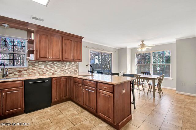 2059 Nakiska Court, Toms River, NJ 08755