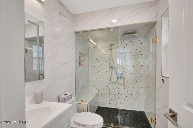 2059 Nakiska Court, Toms River, NJ 08755