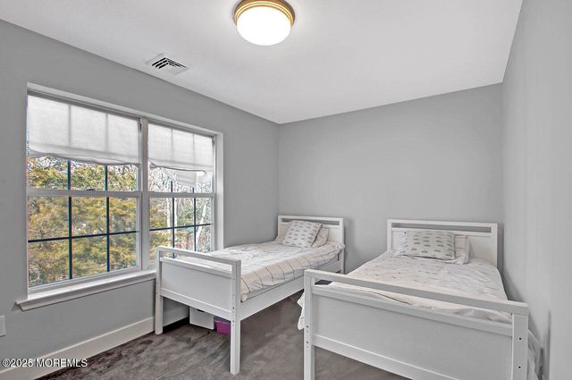 2059 Nakiska Court, Toms River, NJ 08755