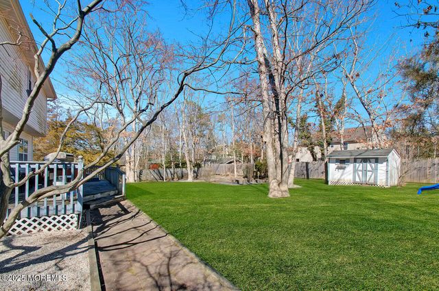 2059 Nakiska Court, Toms River, NJ 08755