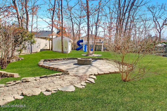 2059 Nakiska Court, Toms River, NJ 08755