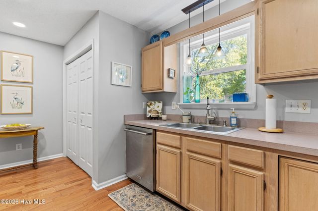 128 NE 36th Street, Oak Island, NC 28465