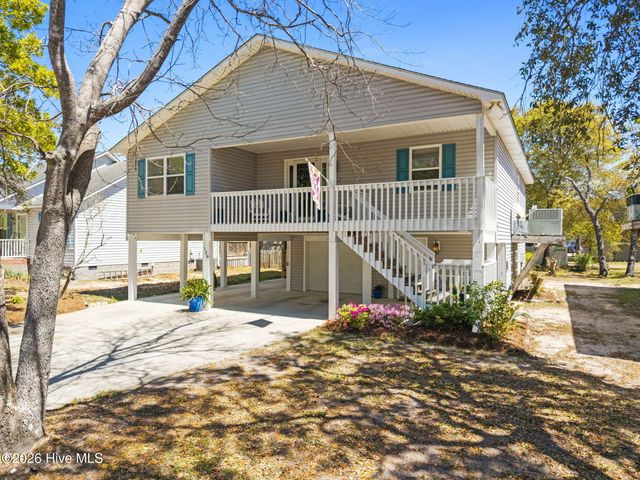 128 NE 36th Street, Oak Island, NC 28465