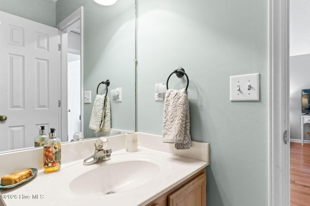 128 NE 36th Street, Oak Island, NC 28465