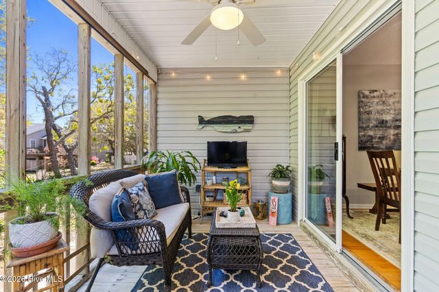 128 NE 36th Street, Oak Island, NC 28465