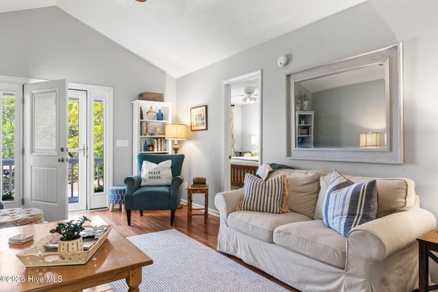 128 NE 36th Street, Oak Island, NC 28465