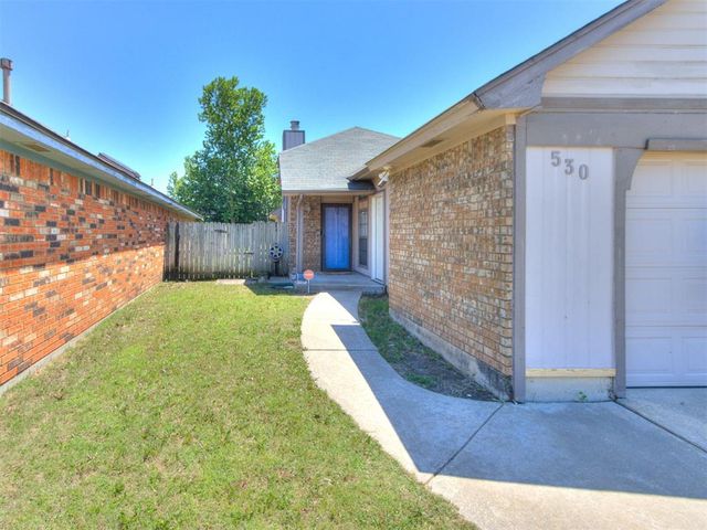 530 Stoneridge Drive, Moore, OK 73160
