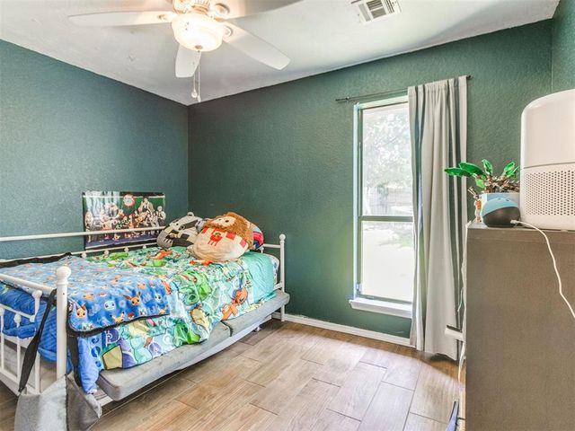 530 Stoneridge Drive, Moore, OK 73160