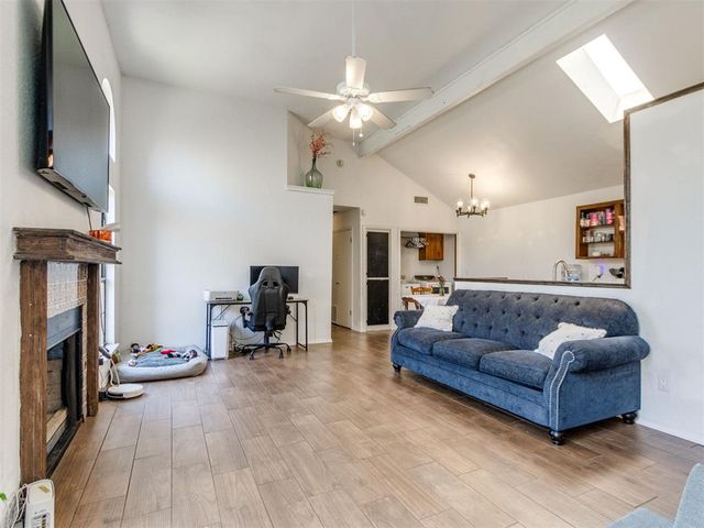 530 Stoneridge Drive, Moore, OK 73160