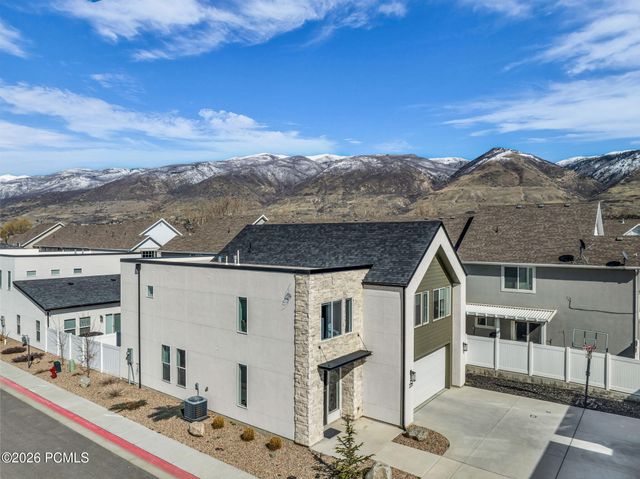 331 S 680 W, Centerville, UT 84014