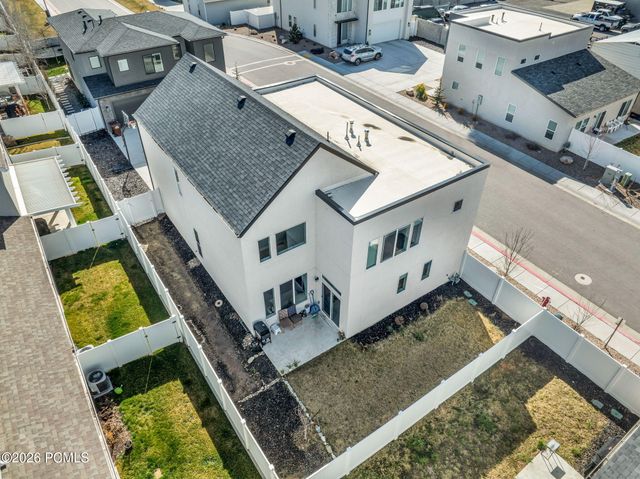331 S 680 W, Centerville, UT 84014