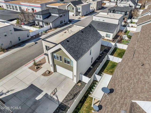 331 S 680 W, Centerville, UT 84014