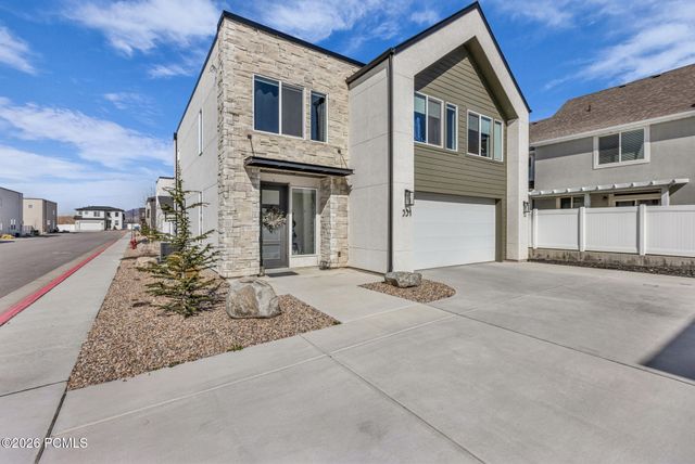 331 S 680 W, Centerville, UT 84014