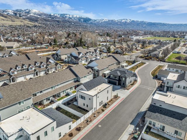 331 S 680 W, Centerville, UT 84014