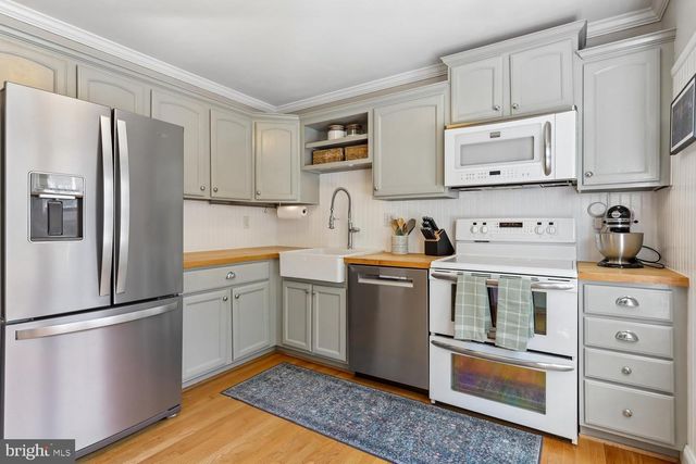 2323 HARLEYFORD CT, Reston, VA 20191