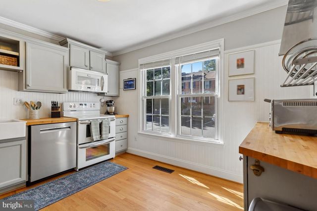 2323 HARLEYFORD CT, Reston, VA 20191
