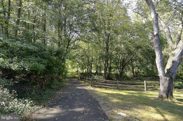 2323 HARLEYFORD CT, Reston, VA 20191