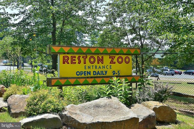 2323 HARLEYFORD CT, Reston, VA 20191