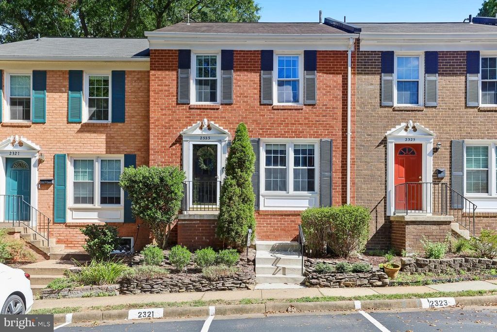 2323 HARLEYFORD CT, Reston, VA 20191