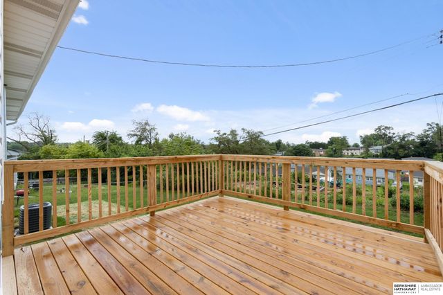 5329 N 47th Street, Omaha, NE 68104