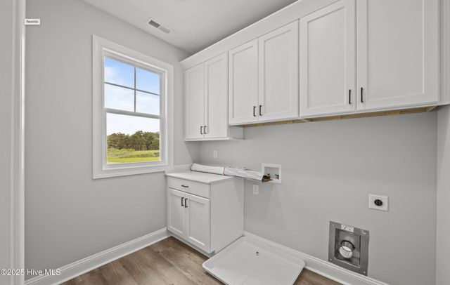 319 Taylorwood Drive, Beaufort, NC 28516