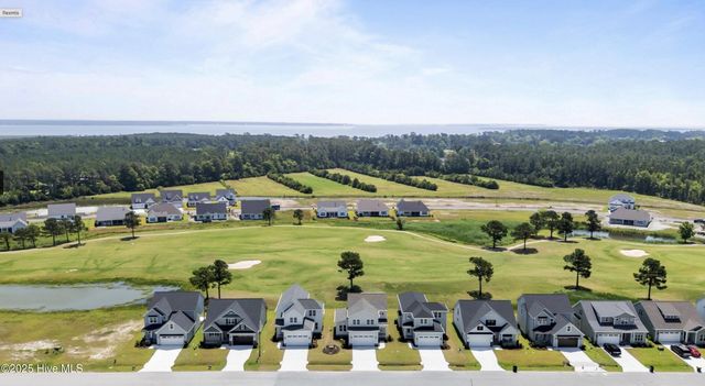 319 Taylorwood Drive, Beaufort, NC 28516