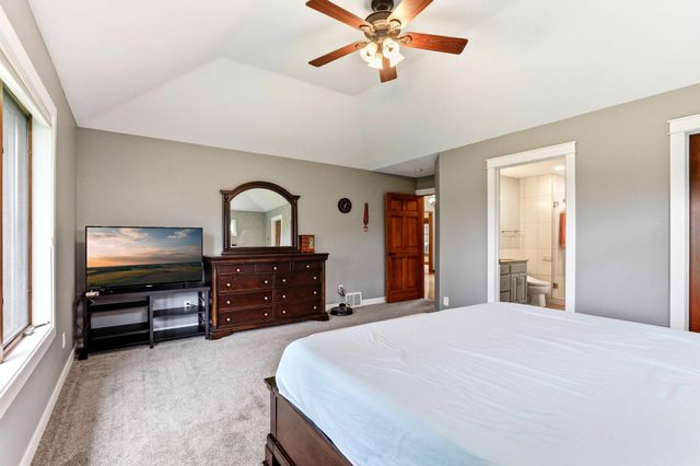 5968 Scenic Place, Shoreview, MN 55126