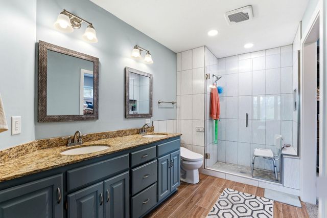 5968 Scenic Place, Shoreview, MN 55126