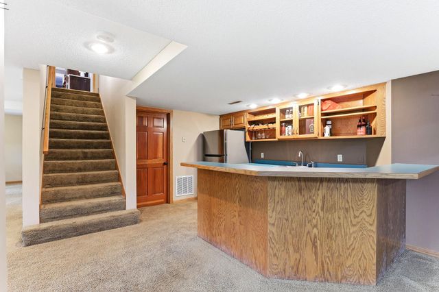 5968 Scenic Place, Shoreview, MN 55126