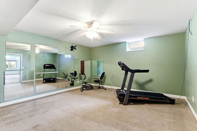 5968 Scenic Place, Shoreview, MN 55126