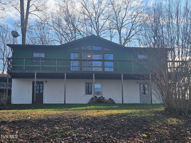 329 Southwest Chalet Drive, Coeburn, VA 24230
