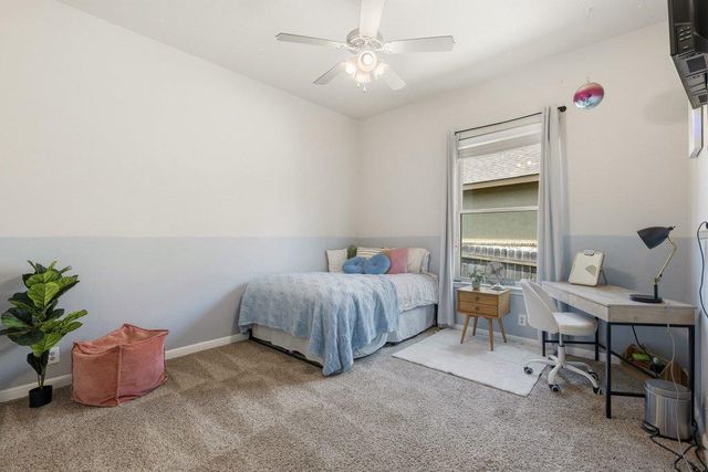 5433 Texas Bluebell DR, Spicewood, TX 78669