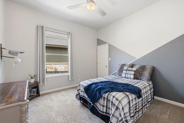 5433 Texas Bluebell DR, Spicewood, TX 78669