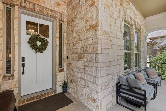 5433 Texas Bluebell DR, Spicewood, TX 78669