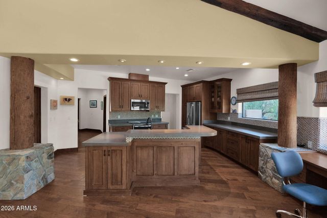 31055 N 56TH Street, Cave Creek, AZ 85331