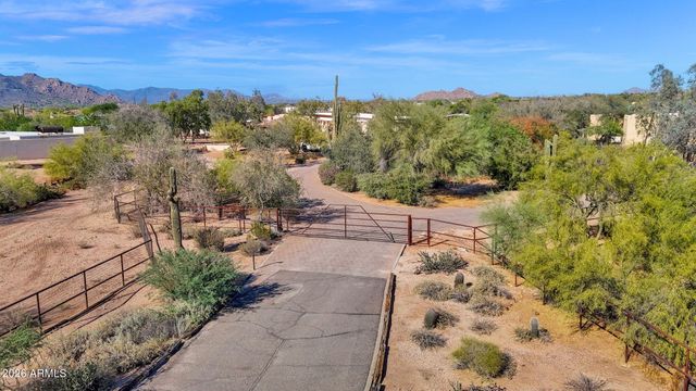 31055 N 56TH Street, Cave Creek, AZ 85331