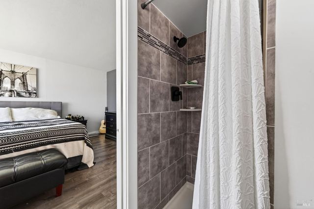 635 S Minahen St, Napa, CA 94559