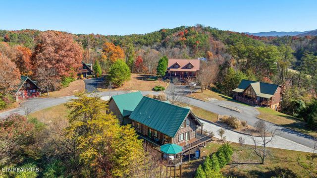 1347 Zachary Thomas Lane, Sevierville, TN 37876