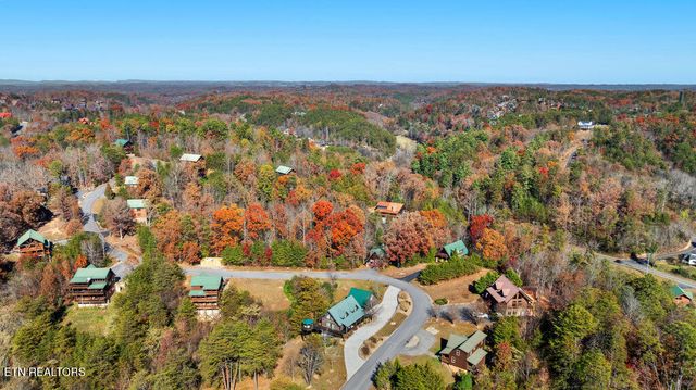 1347 Zachary Thomas Lane, Sevierville, TN 37876