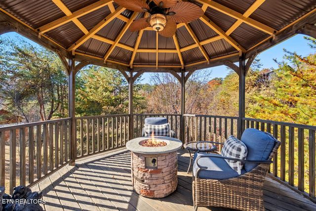 1347 Zachary Thomas Lane, Sevierville, TN 37876