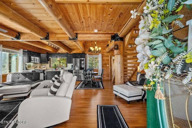 1347 Zachary Thomas Lane, Sevierville, TN 37876