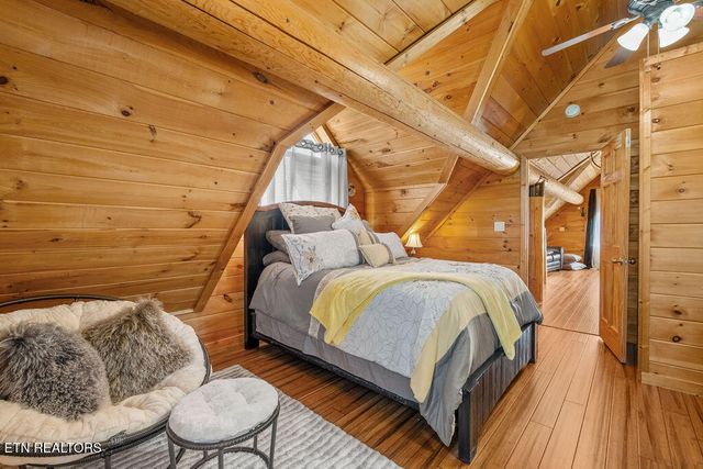 1347 Zachary Thomas Lane, Sevierville, TN 37876