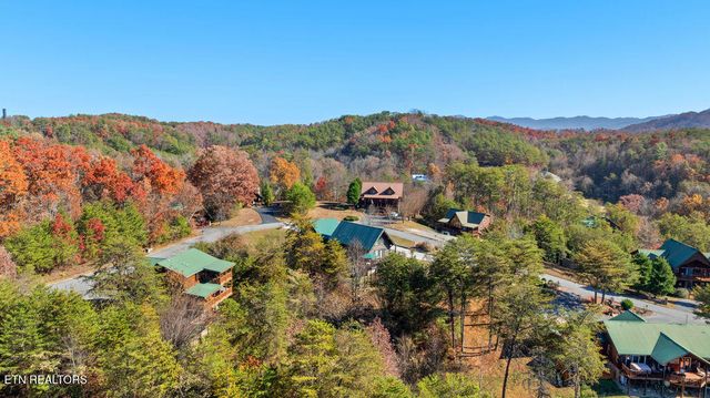 1347 Zachary Thomas Lane, Sevierville, TN 37876