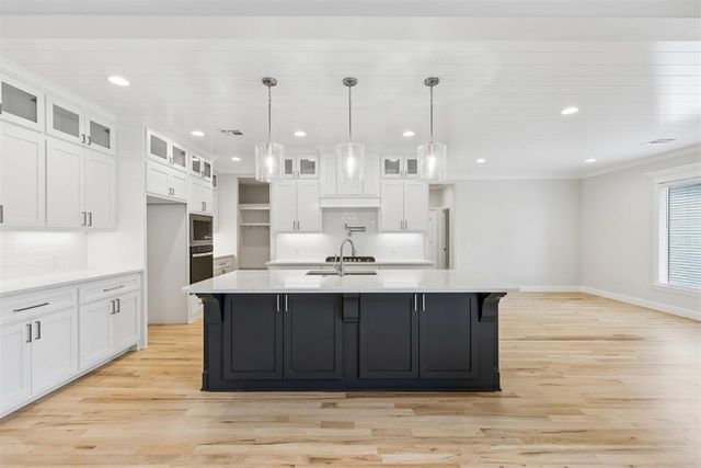 30128 Horseman Alley, Norman, OK 73072