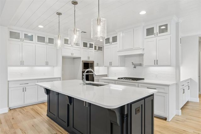 30128 Horseman Alley, Norman, OK 73072
