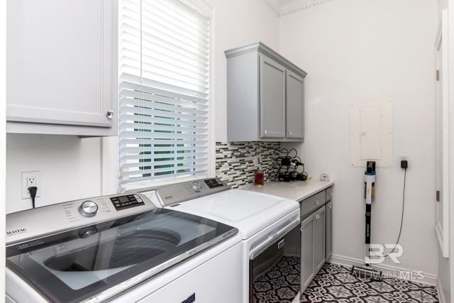 77 S Ann Street, Mobile, AL 36604