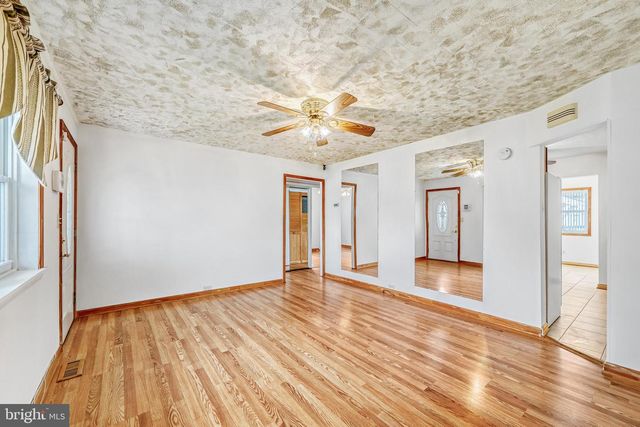 18 PROPELLER DR, Baltimore, MD 21220